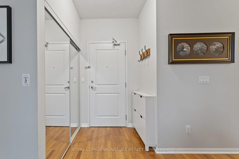 Photo 4 at 316 - 628 Fleet Street, Niagara, Toronto