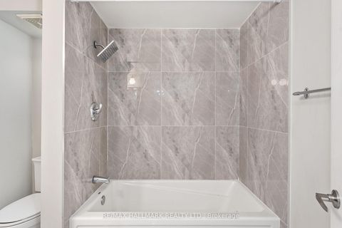 Photo 16 at 41 Shirlea Boulevard, Keswick South, Georgina