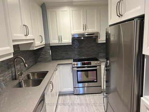 Photo 9 at 207 - 67 Richmond Street, Mill Pond, Richmond Hill