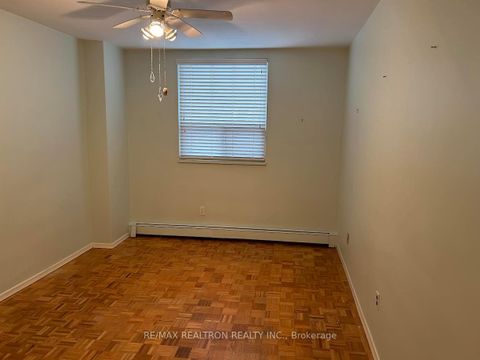 Photo 10 at 207 - 67 Richmond Street, Mill Pond, Richmond Hill