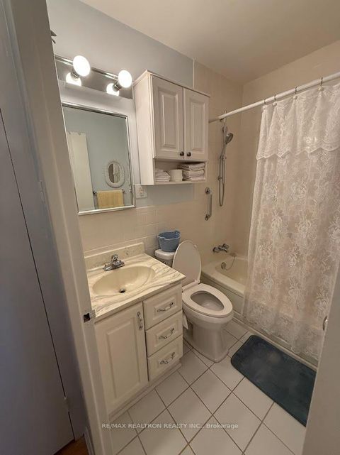 Photo 18 at 207 - 67 Richmond Street, Mill Pond, Richmond Hill