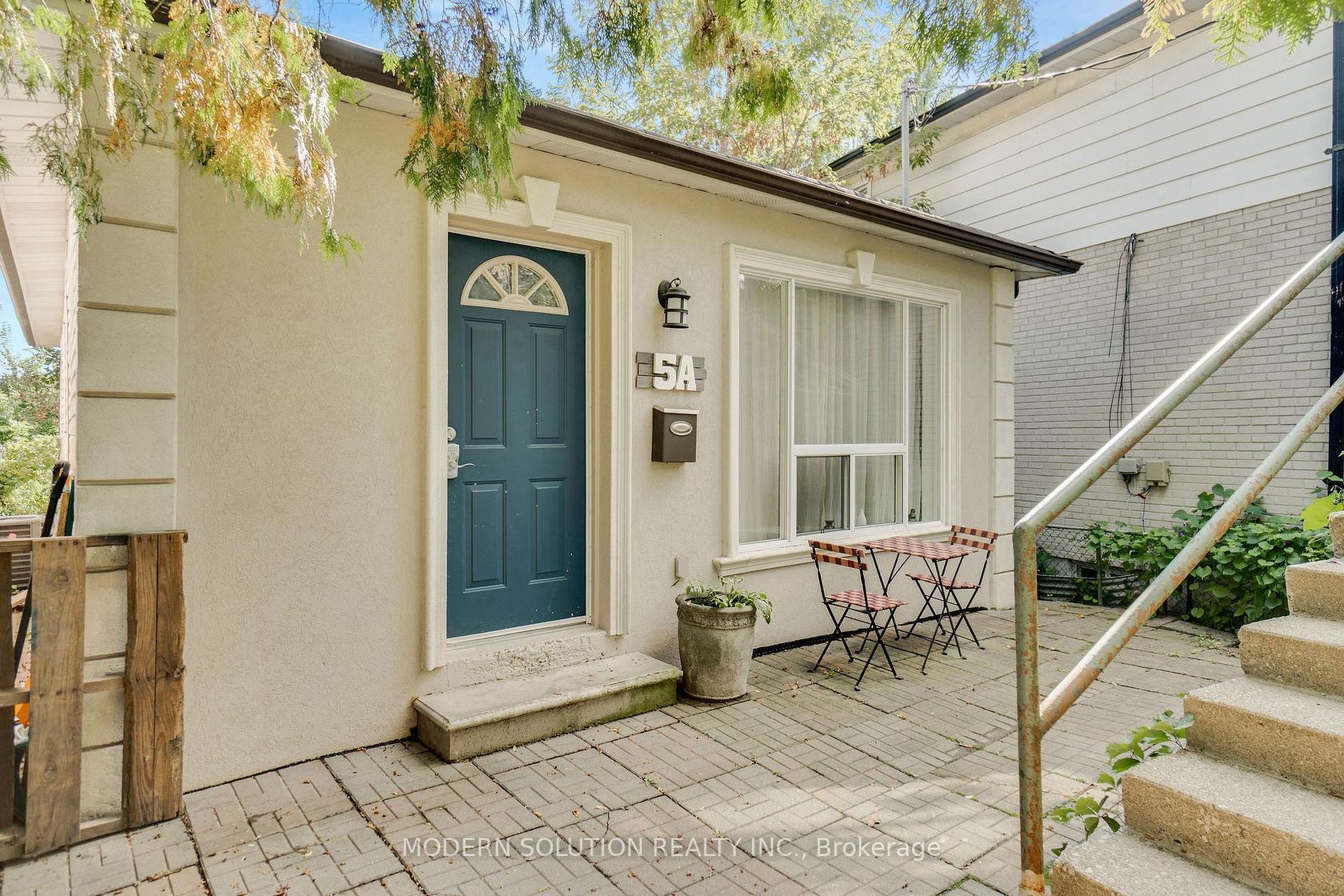 5A Dynevor Road, Fairbank, Toronto 