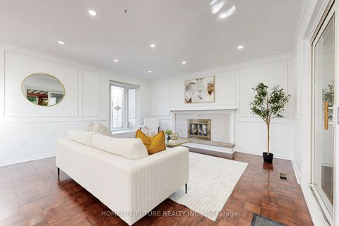 Photo 4 at 5 Landfair Crescent, Woburn, Toronto