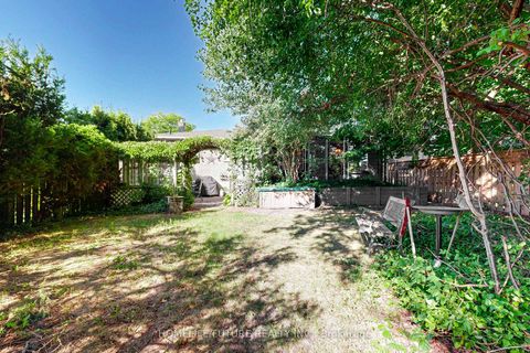 Photo 23 at 5 Landfair Crescent, Woburn, Toronto