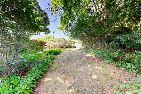 Photo 24 at 5 Landfair Crescent, Woburn, Toronto