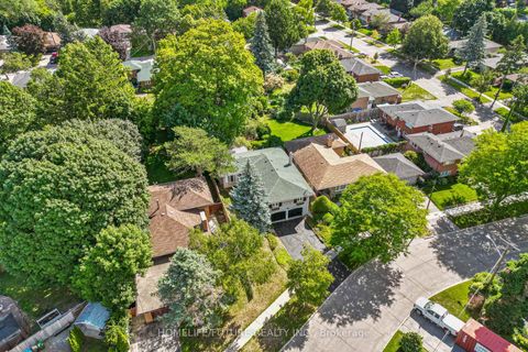 Photo 27 at 5 Landfair Crescent, Woburn, Toronto