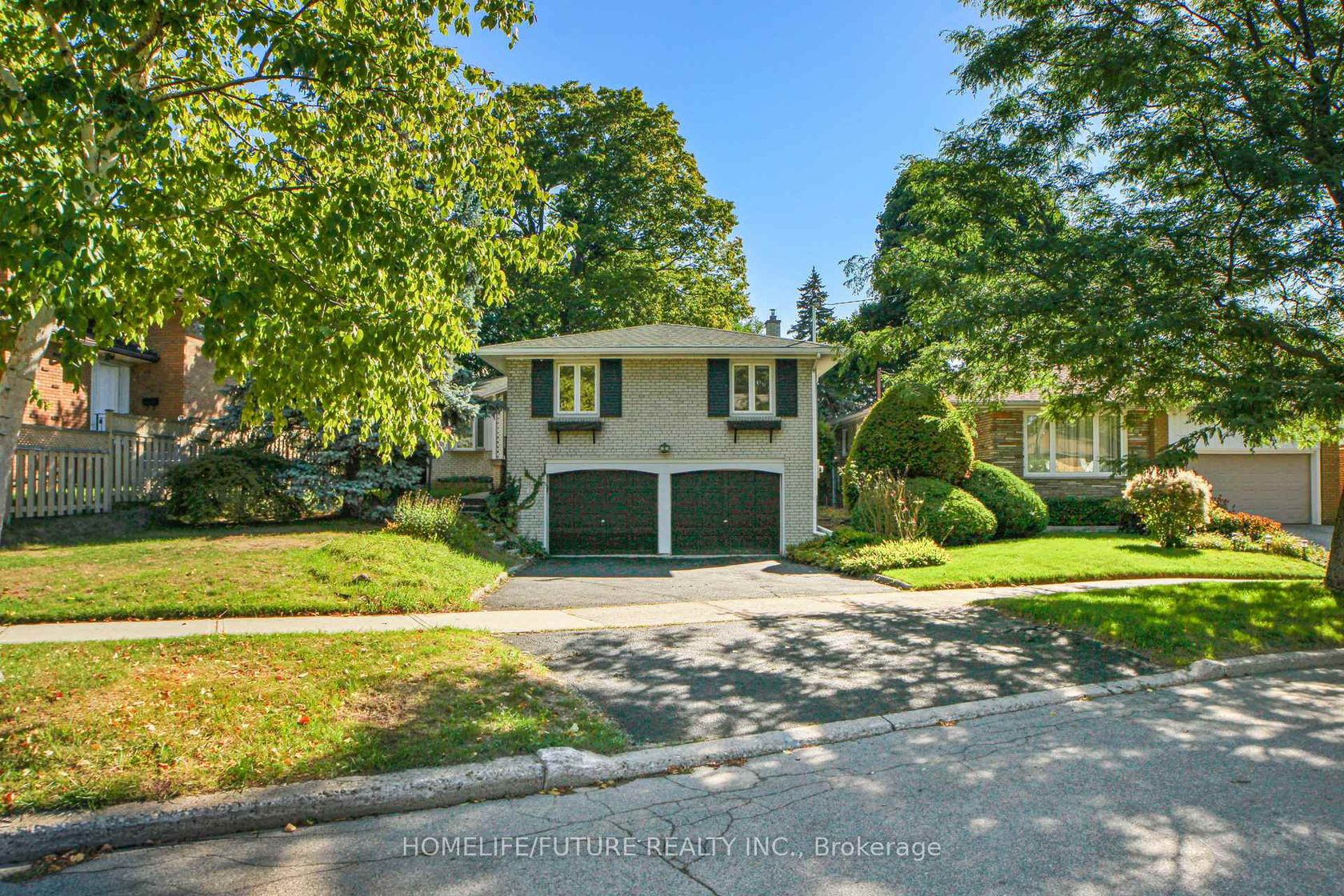 5 Landfair Crescent, Woburn, Toronto 