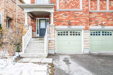 Photo 3 at 806 Mccue Drive, Taunton, Oshawa