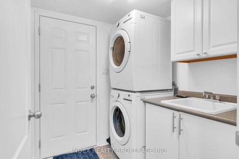 Photo 17 at 806 Mccue Drive, Taunton, Oshawa