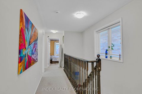 Photo 18 at 806 Mccue Drive, Taunton, Oshawa