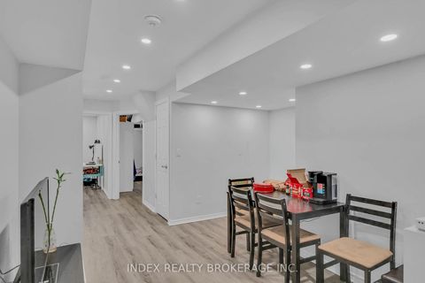 Photo 28 at 806 Mccue Drive, Taunton, Oshawa