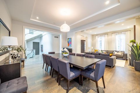 Photo 8 at 14 Sulgrave Crescent, Windfields, Toronto