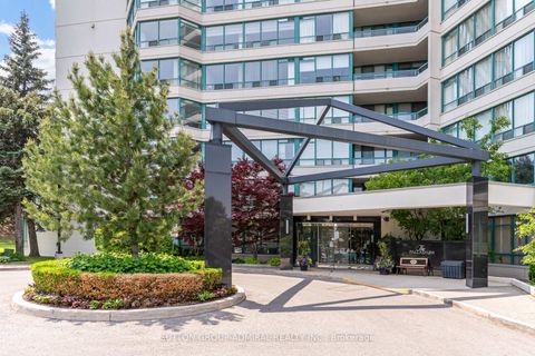 Photo 26 at 311 - 7250 Yonge Street, Yorkhill, Vaughan