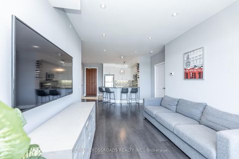 Photo 16 at 610 - 4700 Highway 7 Rd, East Woodbridge, Vaughan