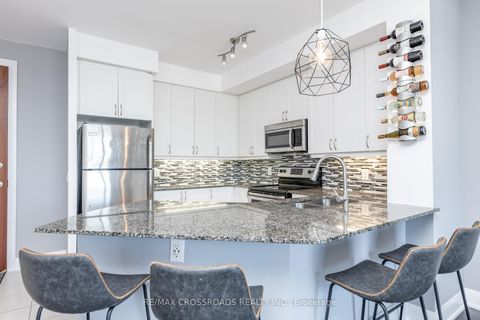 Photo 18 at 610 - 4700 Highway 7 Rd, East Woodbridge, Vaughan