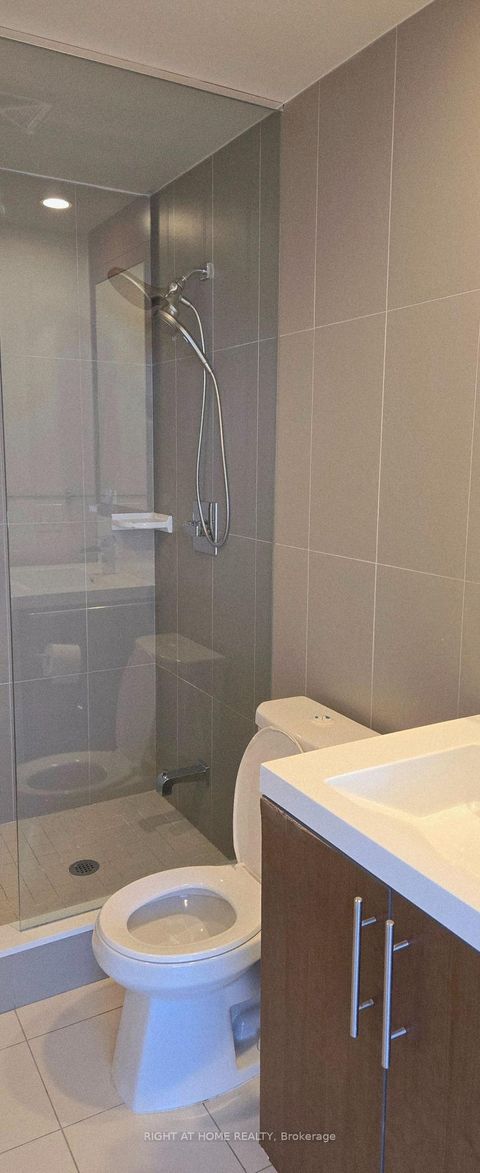 Photo 14 at 2923 - 5 Sheppard Avenue E, Willowdale East, Toronto