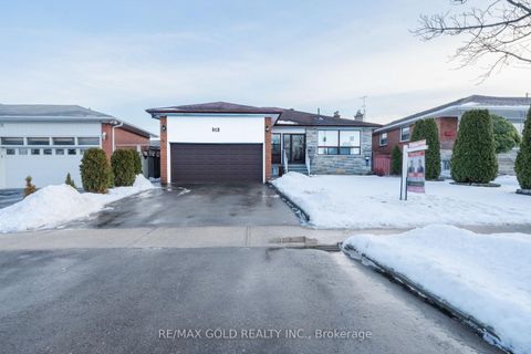 Photo 1 at 40 Maryhill Drive, Jamestown, Toronto