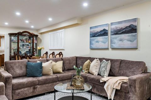 Photo 11 at 40 Maryhill Drive, Jamestown, Toronto