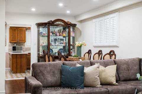 Photo 12 at 40 Maryhill Drive, Jamestown, Toronto