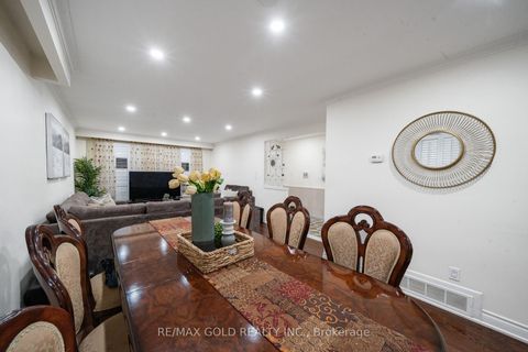 Photo 14 at 40 Maryhill Drive, Jamestown, Toronto