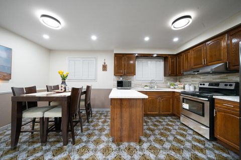 Photo 17 at 40 Maryhill Drive, Jamestown, Toronto