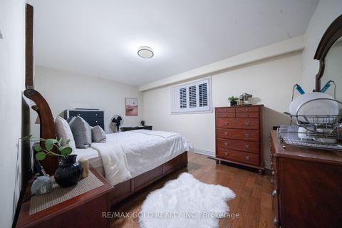 Photo 24 at 40 Maryhill Drive, Jamestown, Toronto