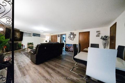 Photo 37 at 40 Maryhill Drive, Jamestown, Toronto