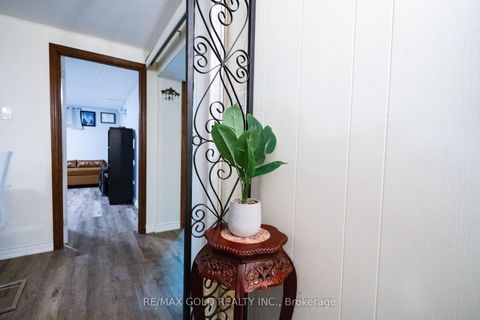 Photo 41 at 40 Maryhill Drive, Jamestown, Toronto