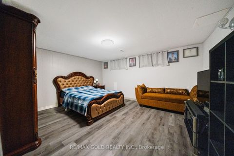 Photo 42 at 40 Maryhill Drive, Jamestown, Toronto