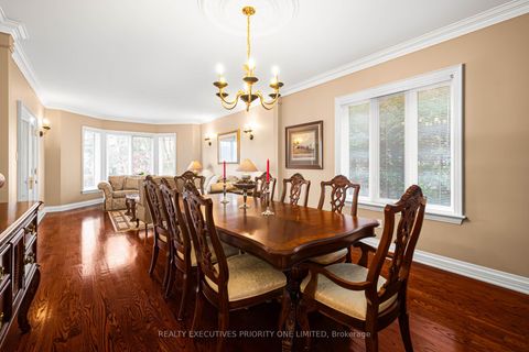 Photo 7 at 7 Finchley Road, Humber Valley, Toronto