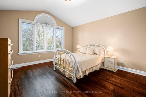 Photo 24 at 7 Finchley Road, Humber Valley, Toronto