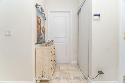 Photo 23 at 809 - 9255 Jane Street, Maple, Vaughan