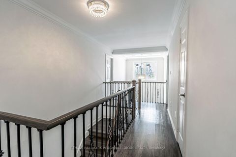 Photo 25 at 99 McIntyre Drive, Ardagh, Barrie