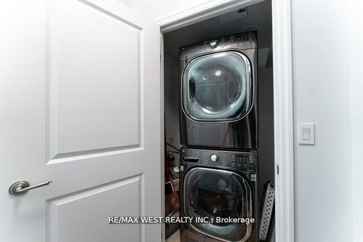 Photo 11 at 407 - 15 Rean Drive, Bayview Village, Toronto