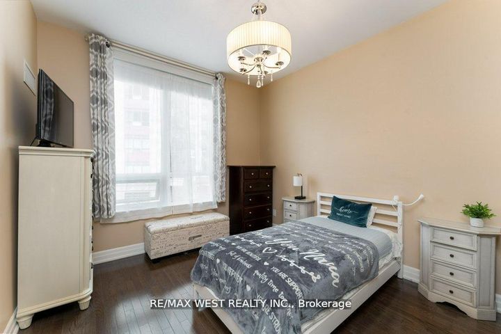 Photo 16 at 407 - 15 Rean Drive, Bayview Village, Toronto