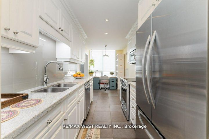 Photo 18 at 407 - 15 Rean Drive, Bayview Village, Toronto