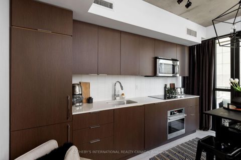 Photo 10 at 223 - 5 Hanna Avenue, Niagara, Toronto