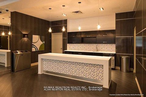 Photo 5 at 504 - 75 North Park Road, Beverley Glen, Vaughan