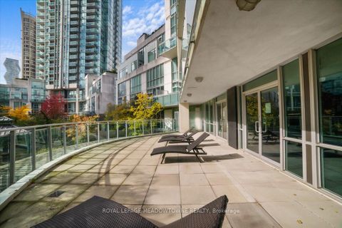 Photo 33 at 914 - 220 Burnhamthorpe Road W, City Centre, Mississauga