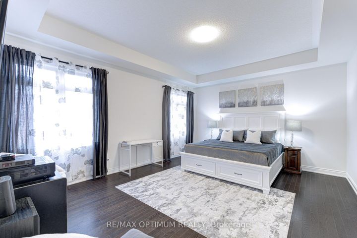 Photo 20 at 17 Elysian Field Circle, Bram West, Brampton