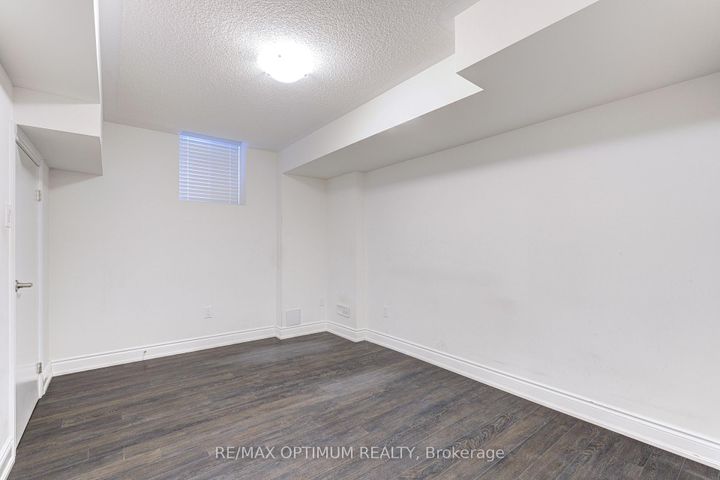 Photo 40 at 17 Elysian Field Circle, Bram West, Brampton