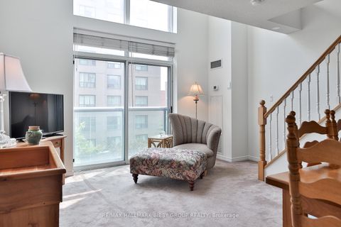 Photo 7 at 528 - 109 Front Street E, Waterfront Communities C8, Toronto