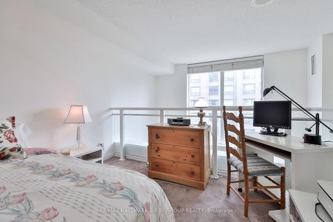 Photo 15 at 528 - 109 Front Street E, Waterfront Communities C8, Toronto