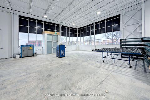 Photo 11 at 440 Edgeley Boulevard, Concord, Vaughan