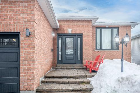 Photo 1 at 55 Chalmers Drive, Painswick South, Barrie