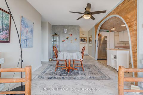 Photo 4 at 1113 - 9 Four Winds Drive, York University Heights, Toronto