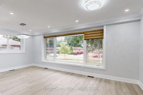 Photo 6 at 7 Stoney Creek Drive, West Hill, Toronto