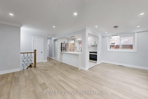 Photo 7 at 7 Stoney Creek Drive, West Hill, Toronto