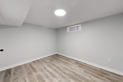 Photo 32 at 7 Stoney Creek Drive, West Hill, Toronto