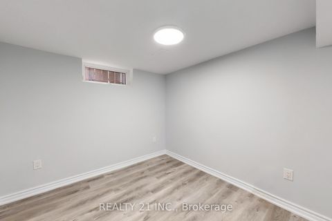 Photo 35 at 7 Stoney Creek Drive, West Hill, Toronto